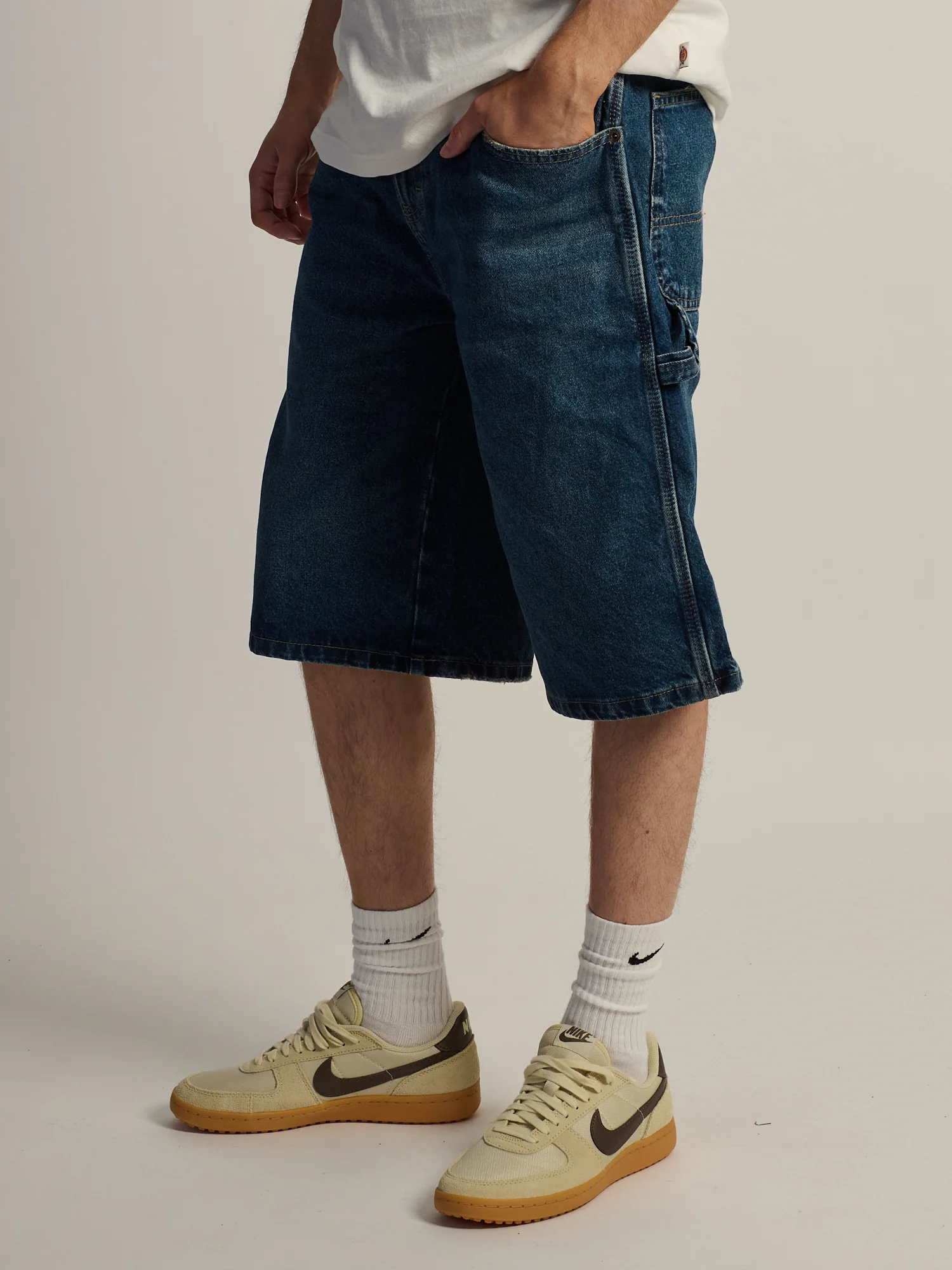 DICKIES WORN-IN CARPENTER DENIM SHORT - VICKERY - Image 3