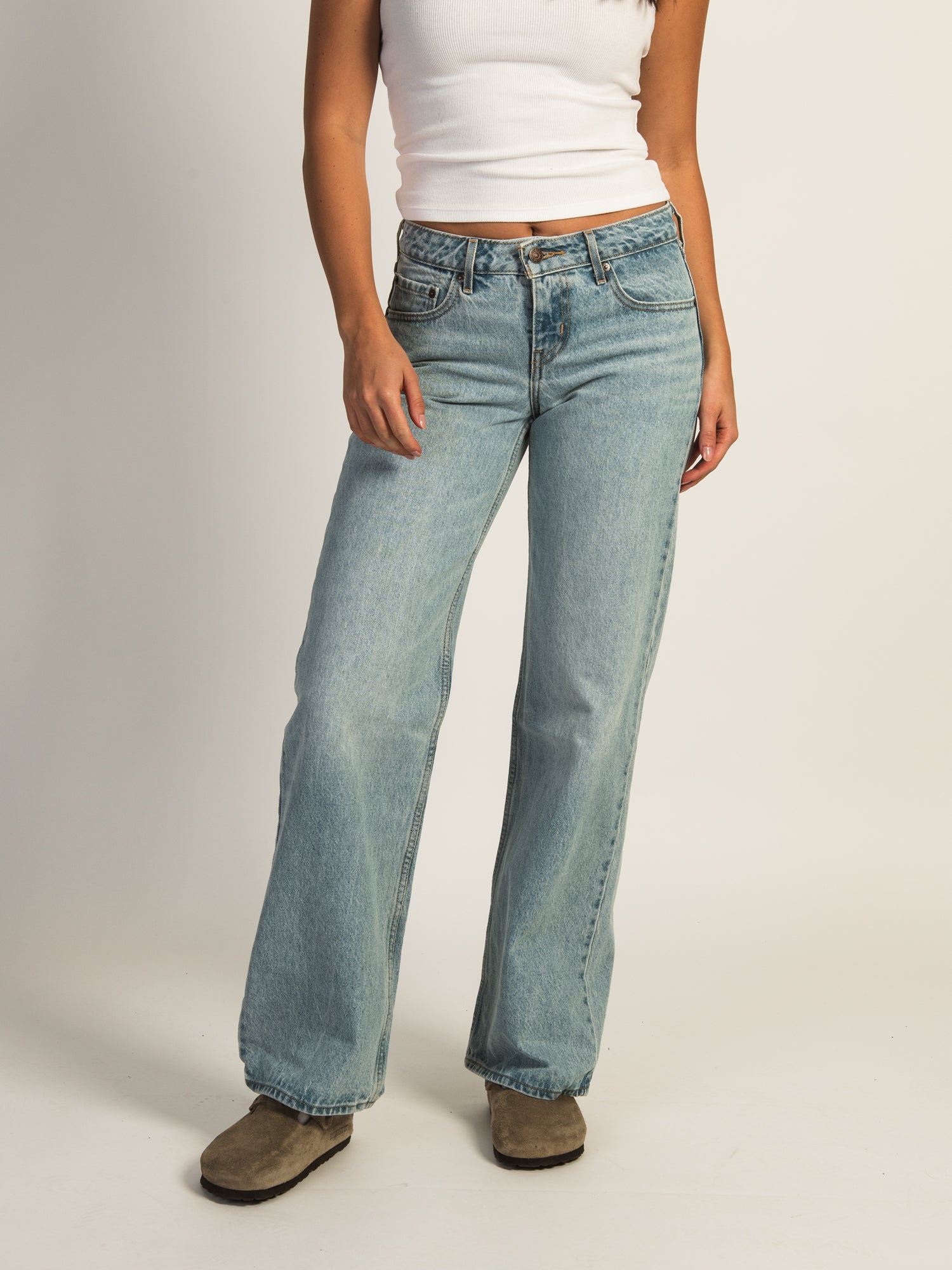 LEVIS LOW LOOSE BLASTED JEAN - Image 2
