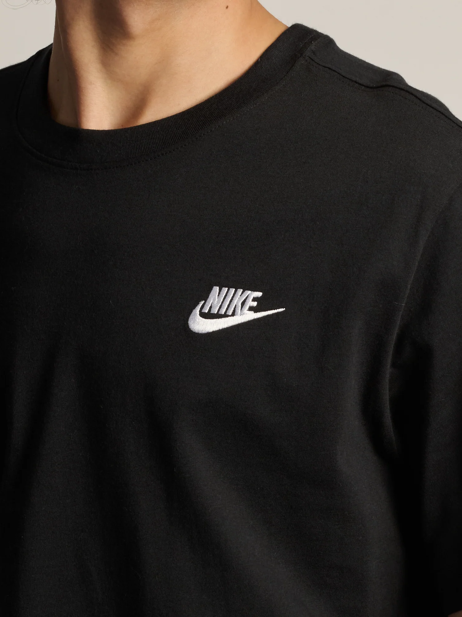 NIKE SPORTSWEAR CLUB T-SHIRT - Image 3