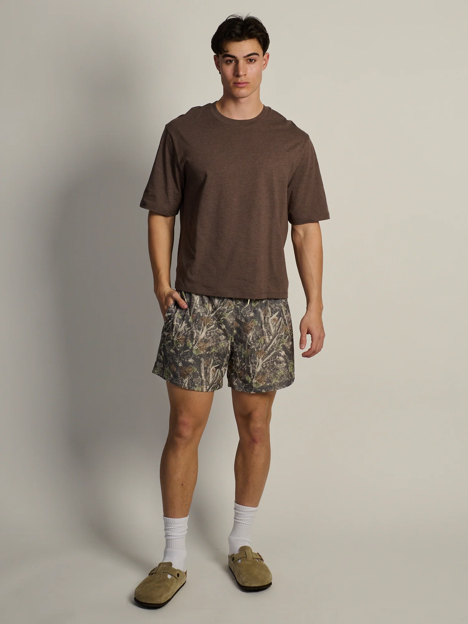 SHORT CUT TEE - HEATHER BROWN - Image 2