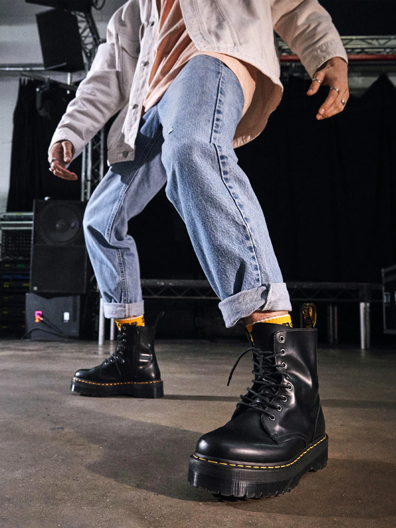WOMENS DR MARTENS JADON BOOTS - Image 6